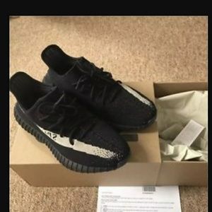 Yeezy V2 Oreos